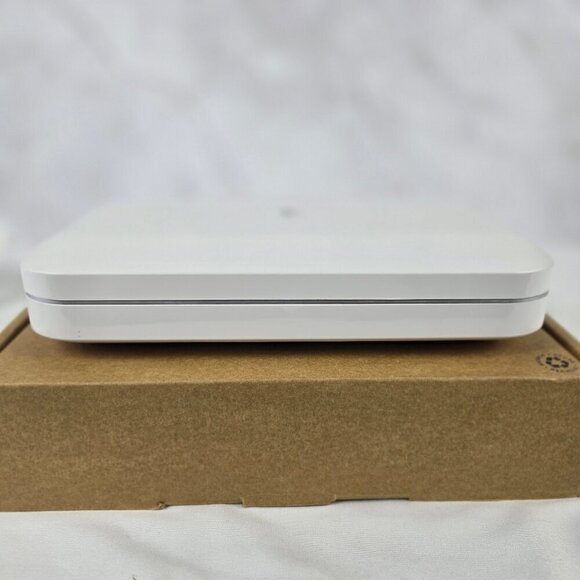 PhoneSoap 500-1 White Cell Phone Cleaner Sanitzer & Charger - Picture 2 of 16